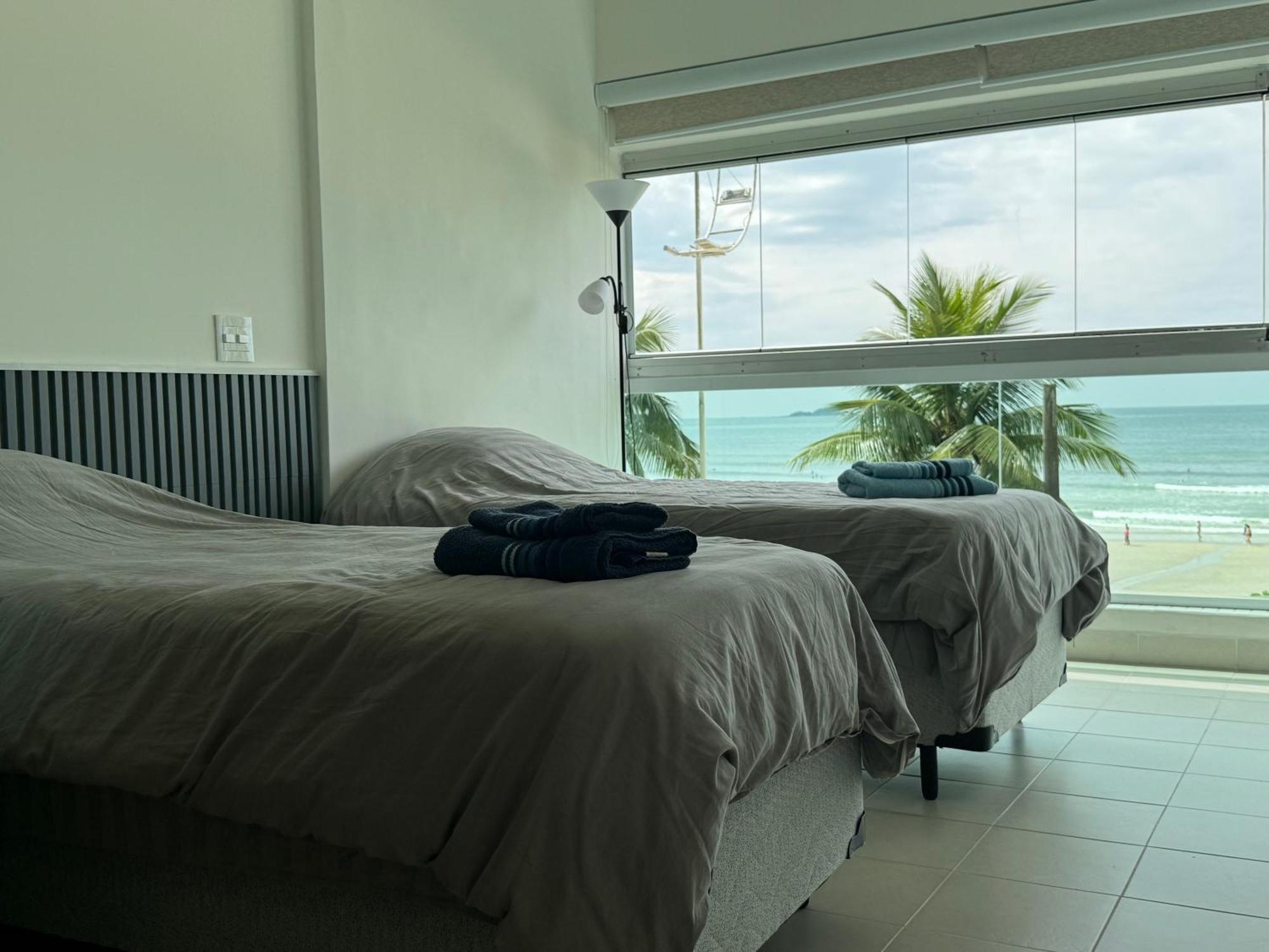 Apartamento Vista Para O Mar E Pe Na Areia กัวรูจา ภายนอก รูปภาพ