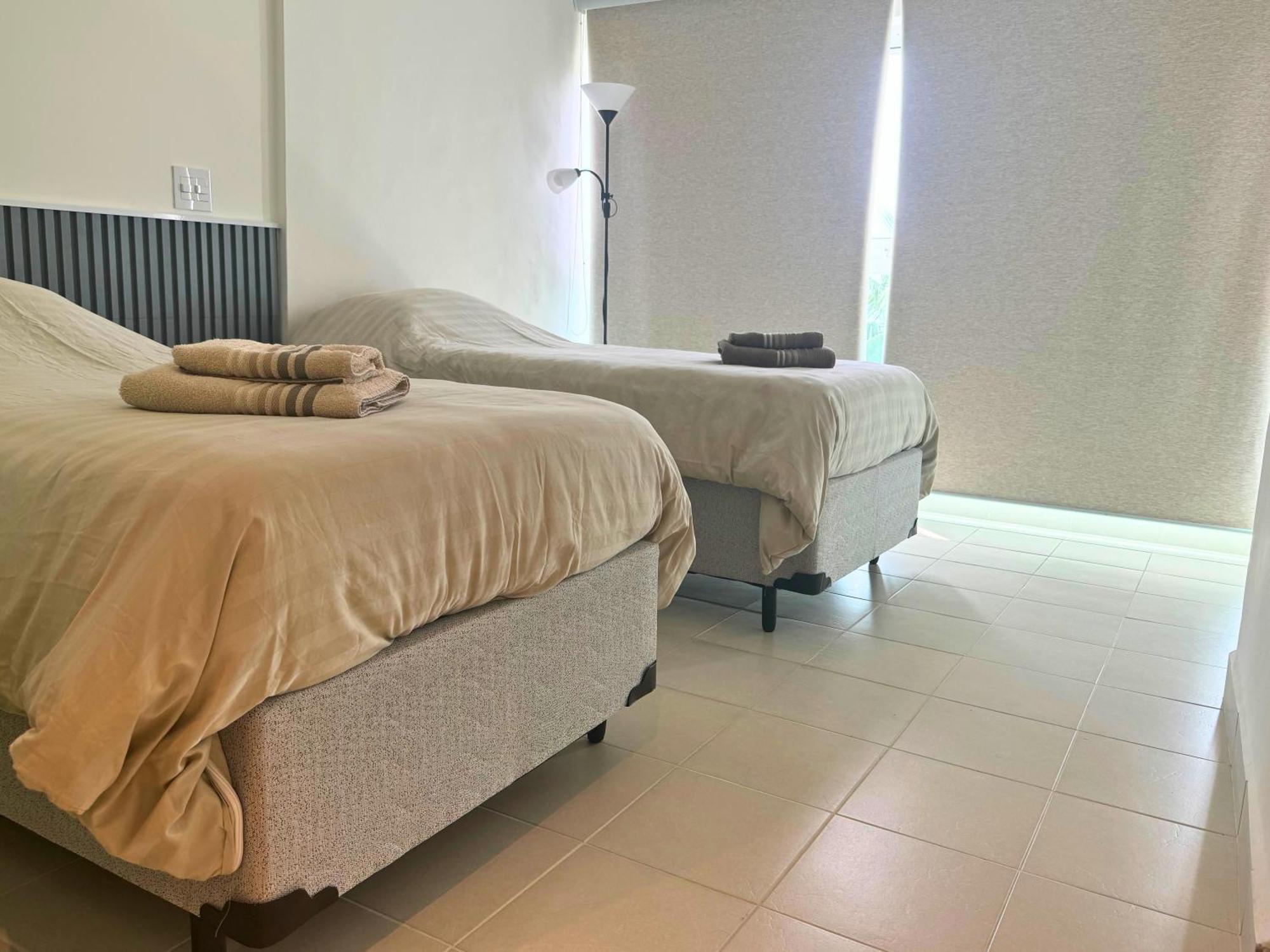 Apartamento Vista Para O Mar E Pe Na Areia กัวรูจา ภายนอก รูปภาพ